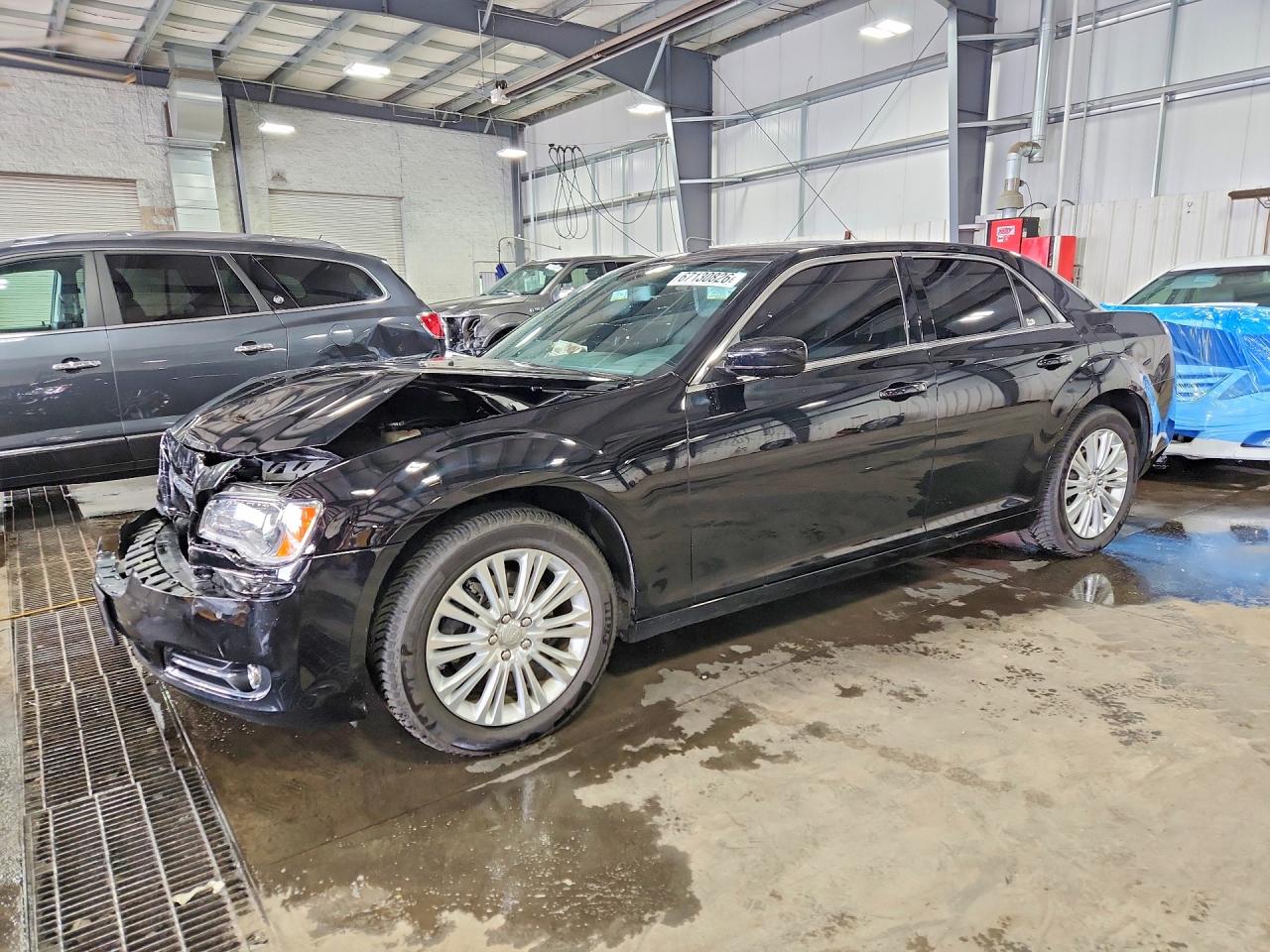 2013 CHRYSLER 300 | 2C3CCARG3DH739489 | UPCARS
