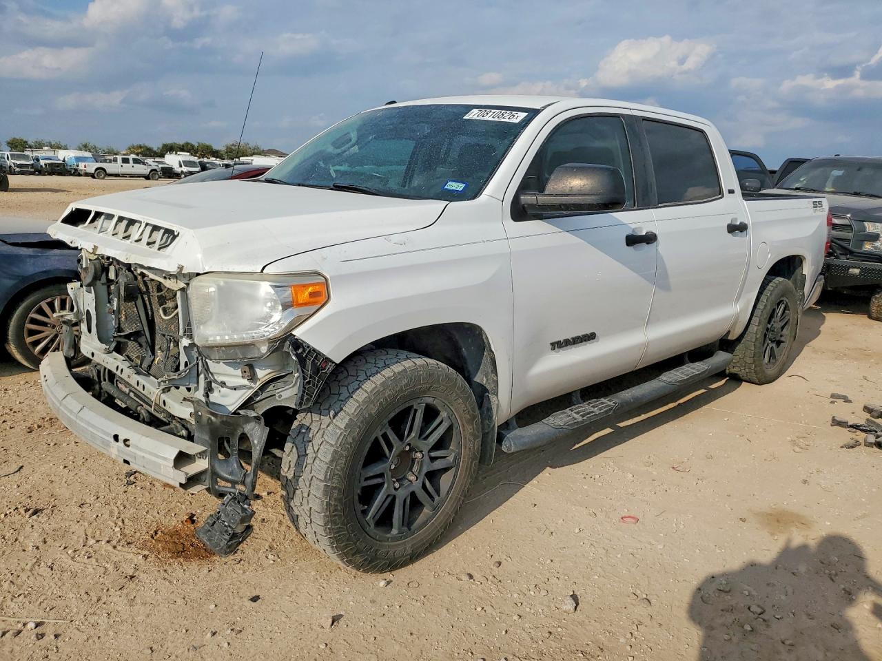 2017 TOYOTA TUNDRA CREWMAX SR5 | 5TFEM5F13HX120272 | UPCARS