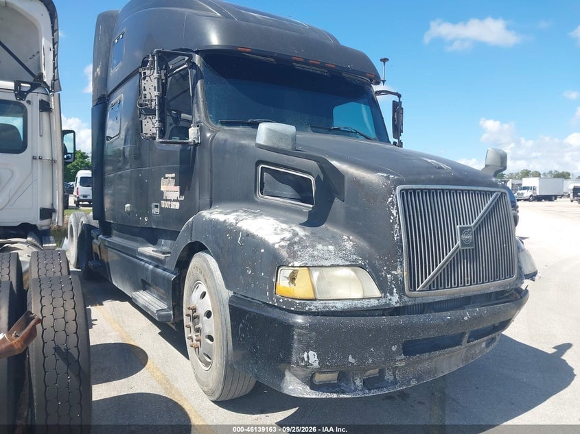 1999 VOLVO VN | 4VG7DARJ7XN769345 | UPCARS