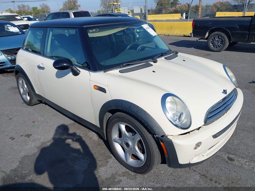 2005 MINI COOPER | WMWRC33525TJ70001 | UPCARS