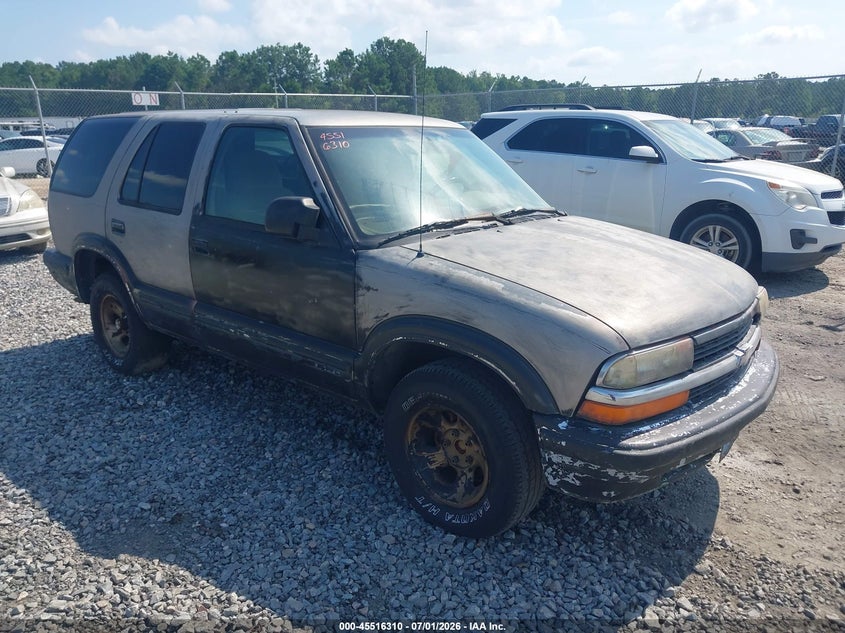 1999 CHEVROLET BLAZER LS | 1GNCS13W1X2168796 | UPCARS