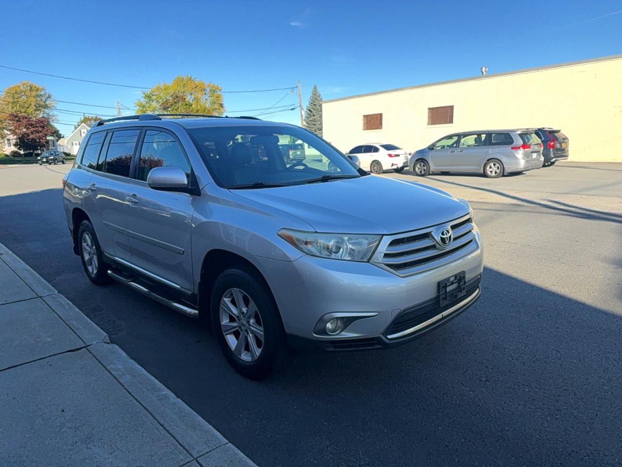 2011 TOYOTA HIGHLANDER SE | 5TDBK3EH9BS090123 | UPCARS