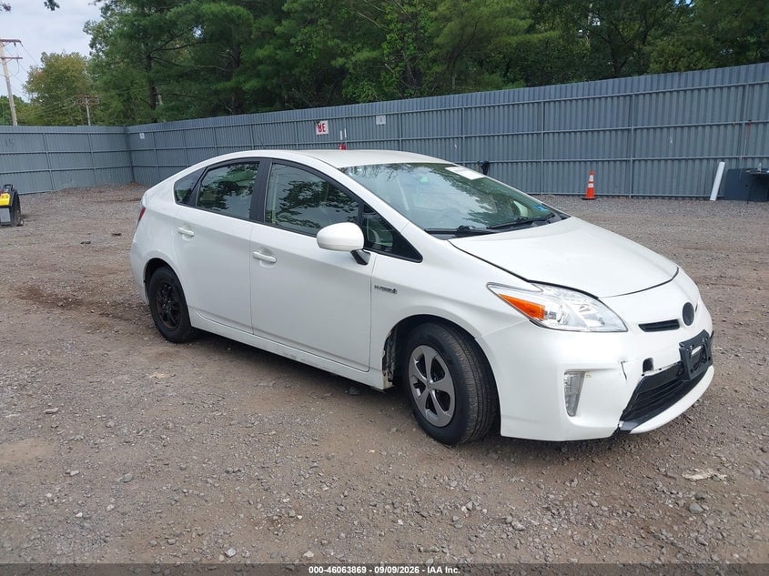 2014 TOYOTA PRIUS THREE | JTDKN3DU1E0391658 | UPCARS