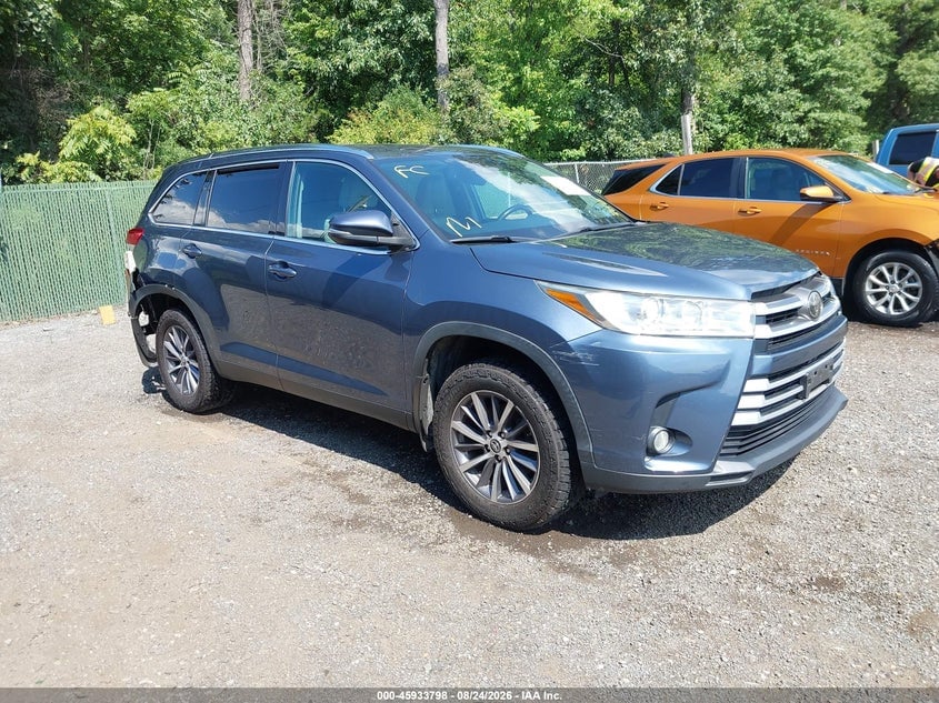 2019 TOYOTA HIGHLANDER XLE | 5TDJZRFH1KS971715 | UPCARS