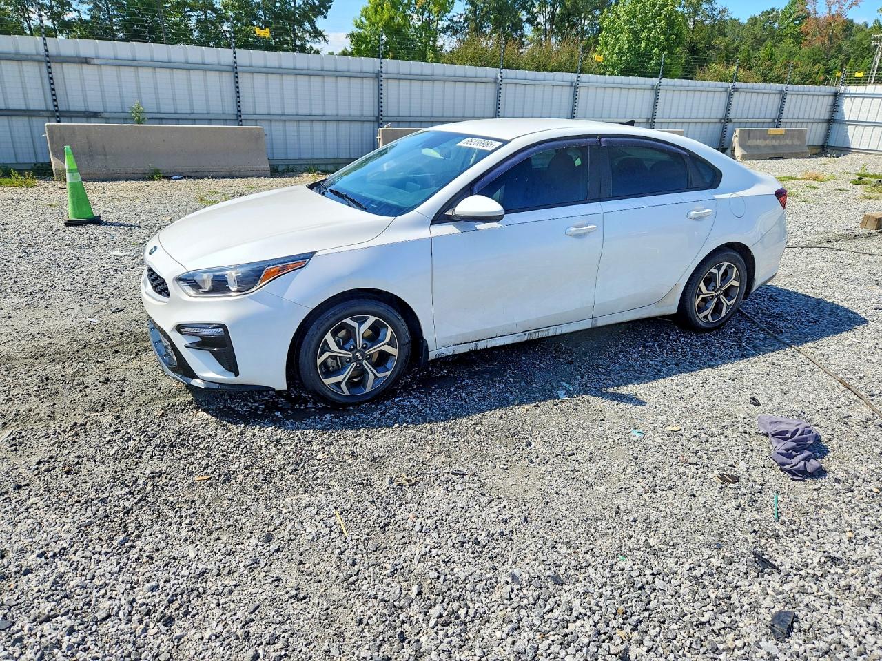 2021 KIA FORTE LXS | 3KPF24AD7ME382795 | UPCARS
