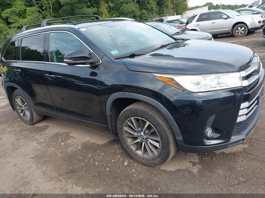 2019 TOYOTA HIGHLANDER XLE | 5TDJZRFH8KS613026 | UPCARS