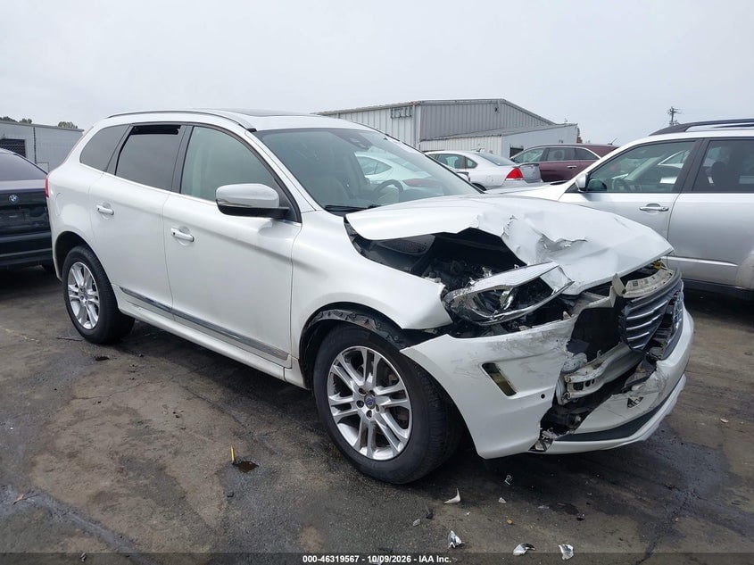 2015 VOLVO XC60 T5 PREMIER | YV440MDK6F2649610 | UPCARS
