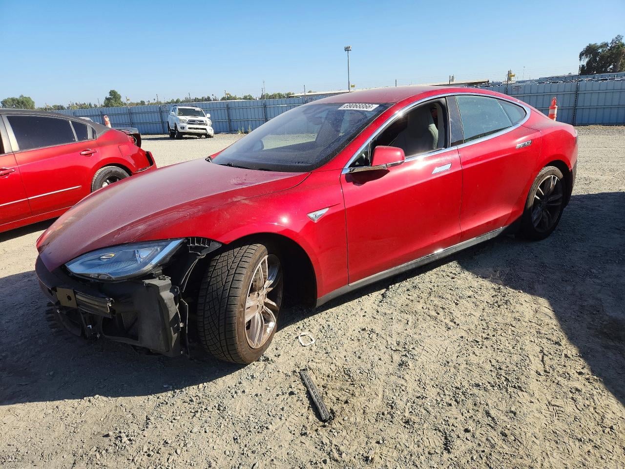 2015 TESLA MODEL S | 5YJSA1E20FF116086 | UPCARS