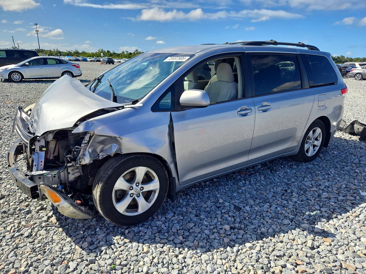 2013 TOYOTA SIENNA LE | 5TDKK3DC0DS384860 | UPCARS