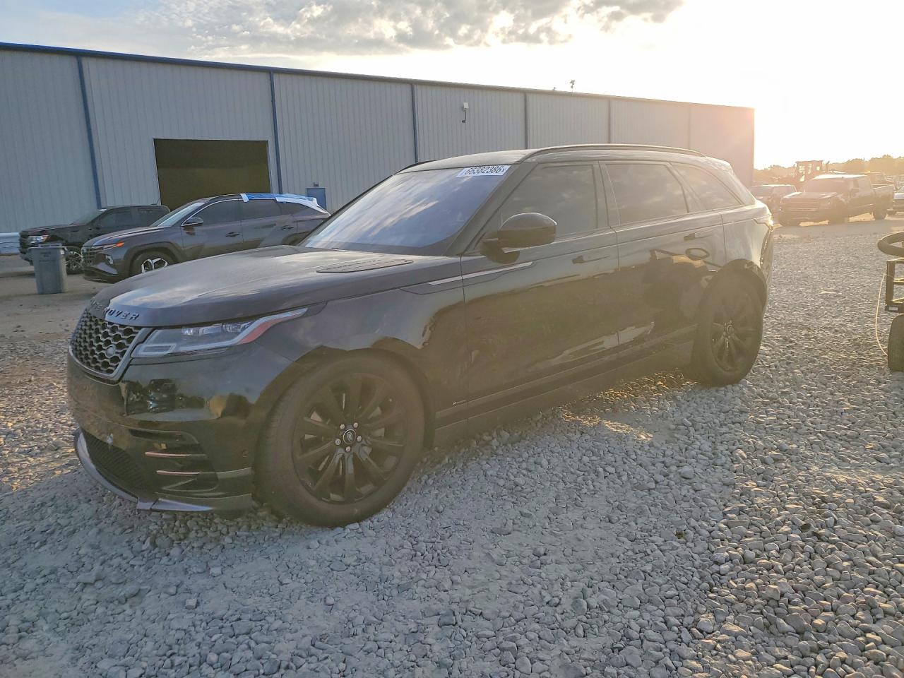 2018 LAND ROVER RANGEROVE R-DYNAMIC SE | SALYL2RV2JA756163 | UPCARS