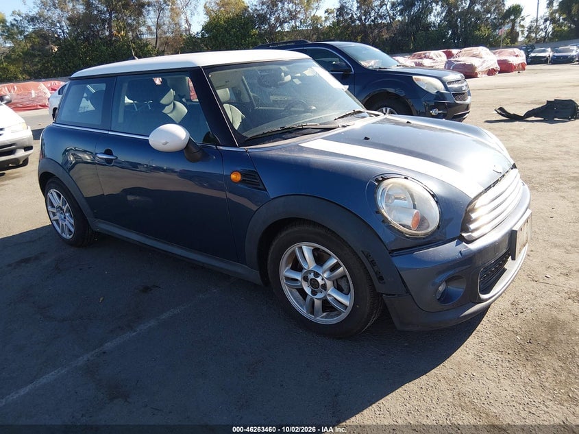 2011 MINI COOPER | WMWSU3C52BT252367 | UPCARS
