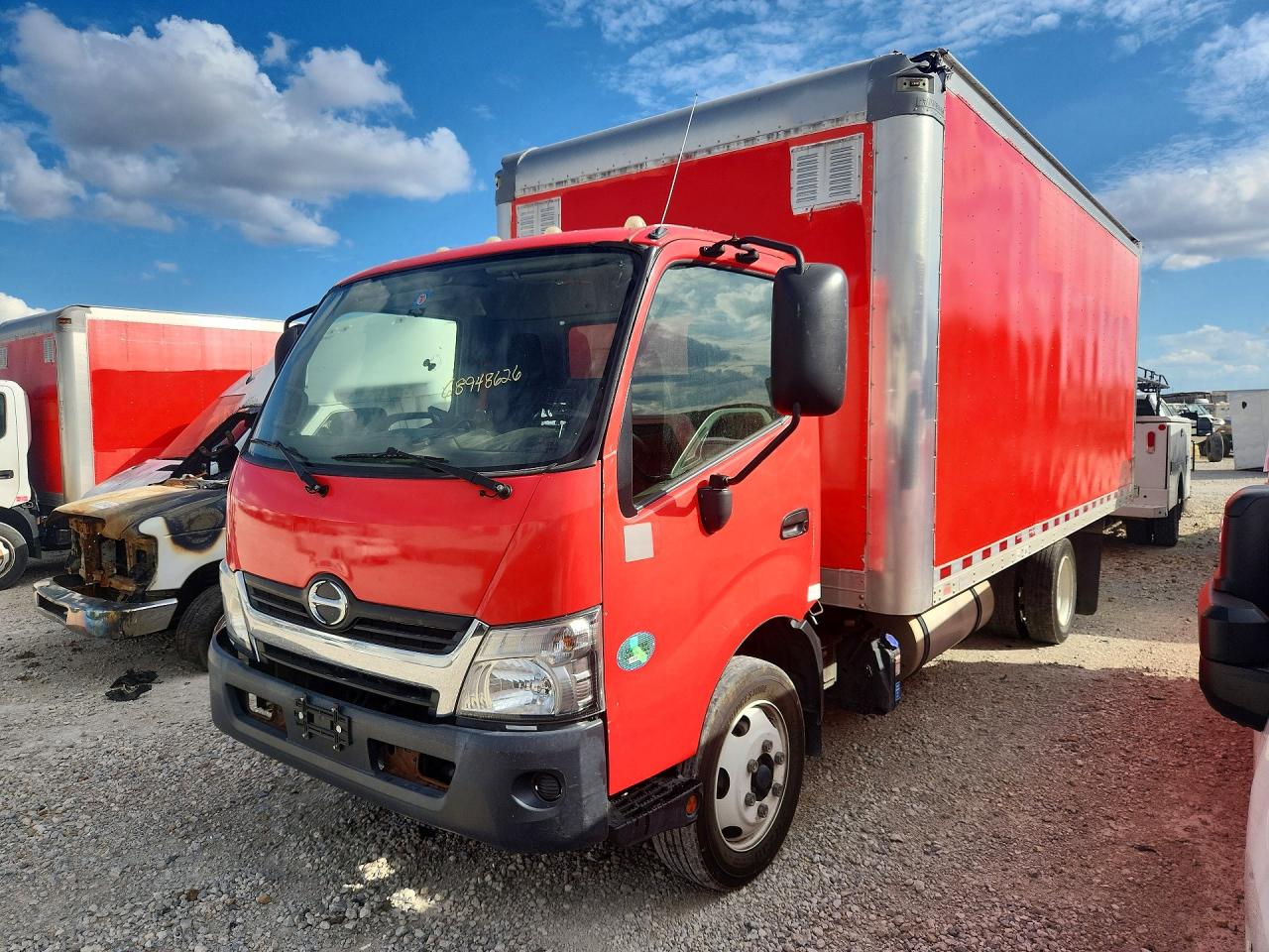 2018 HINO 195 | JHHSDM2H1JK006271 | UPCARS