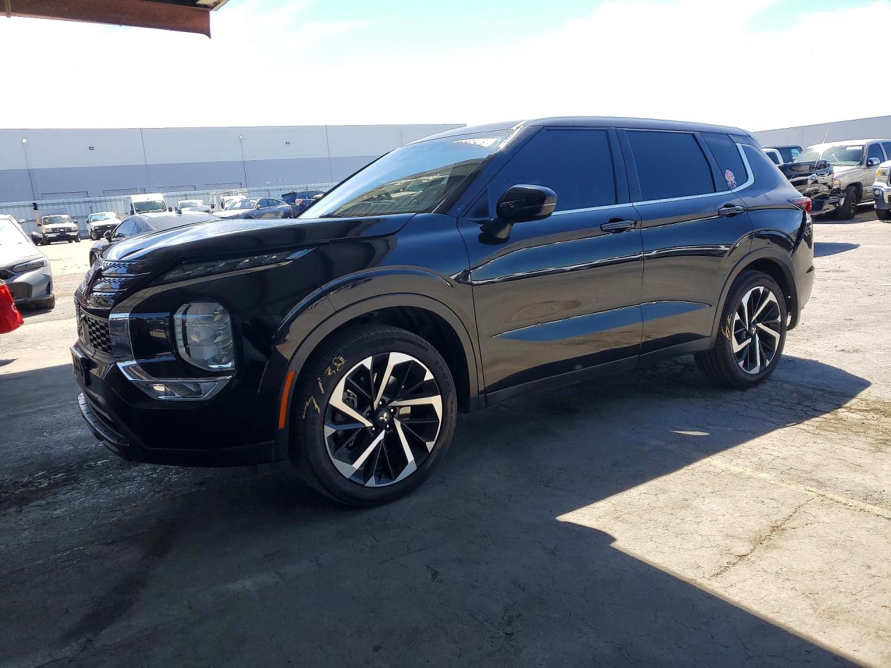 2022 MITSUBISHI OUTLANDER ES | JA4J3TA88NZ072255 | UPCARS