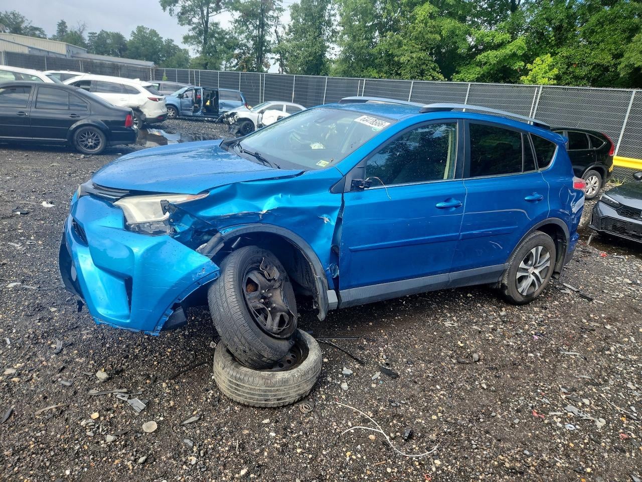 2017 TOYOTA RAV4 LE | JTMBFREV9HJ709435 | UPCARS