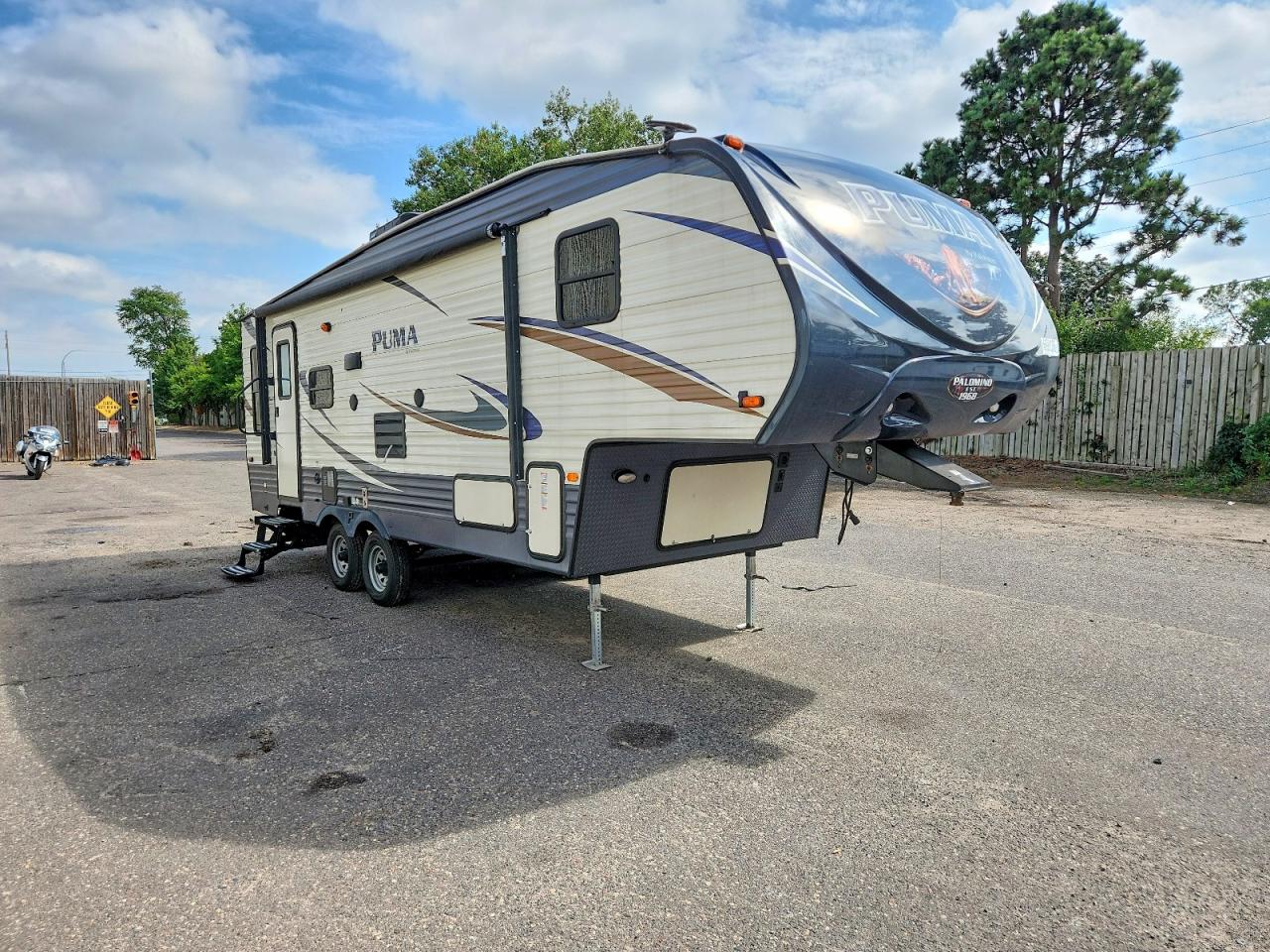 2018 FOREST RIVER PUMA CAMPER | 4X4FPUA24JP068267 | UPCARS