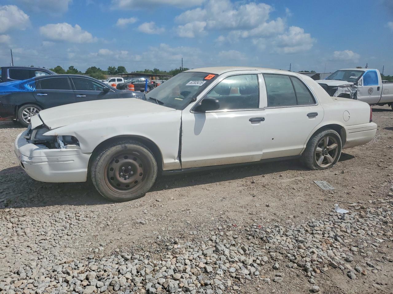 2011 FORD CROWN VIC POLICE INTERCEPTOR | 2FABP7BV8BX106647 | UPCARS
