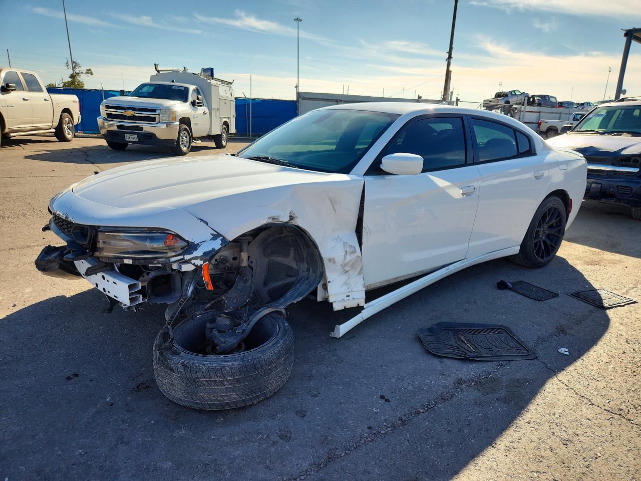 2017 DODGE CHARGER SXT | 2C3CDXHG4HH623788 | UPCARS