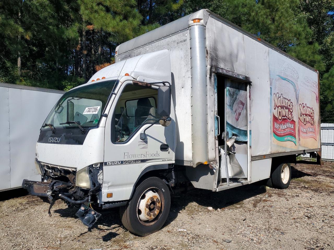 2007 ISUZU NPR BOX TRUCK | 4KLC4B1U87J804453 | UPCARS