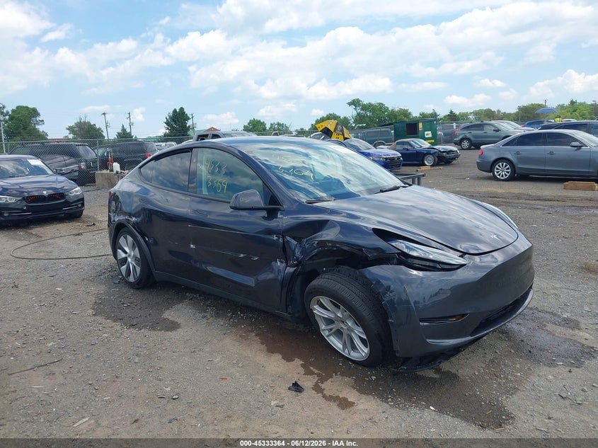 2024 TESLA MODEL Y LONG RANGE SINGLE MOTOR REAR-WHEEL DRIVE/RWD | 7SAYGDED6RF096669 | UPCARS