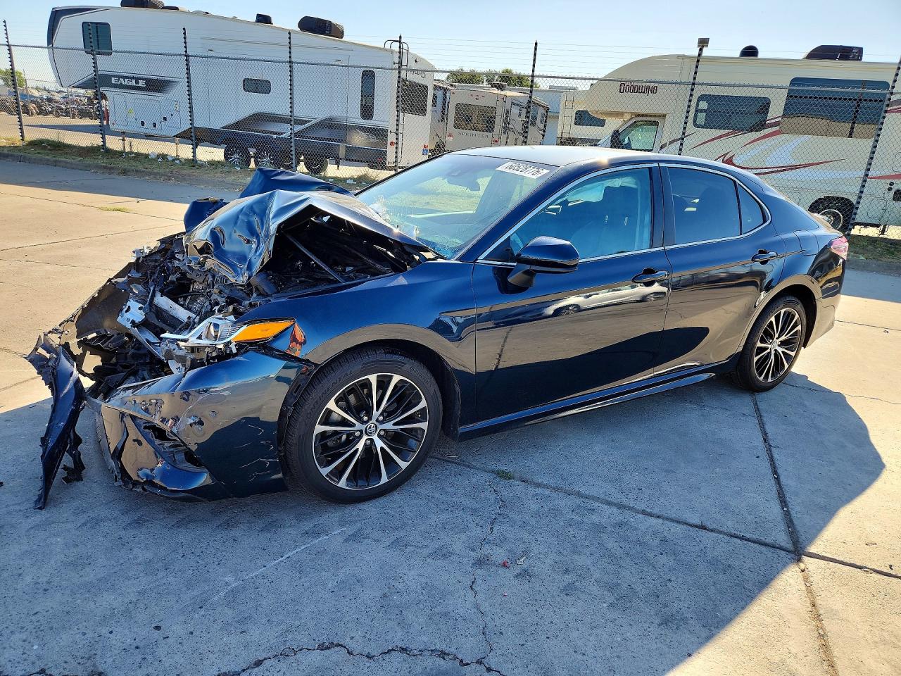 2018 TOYOTA CAMRY SE | 4T1B11HK6JU619337 | UPCARS