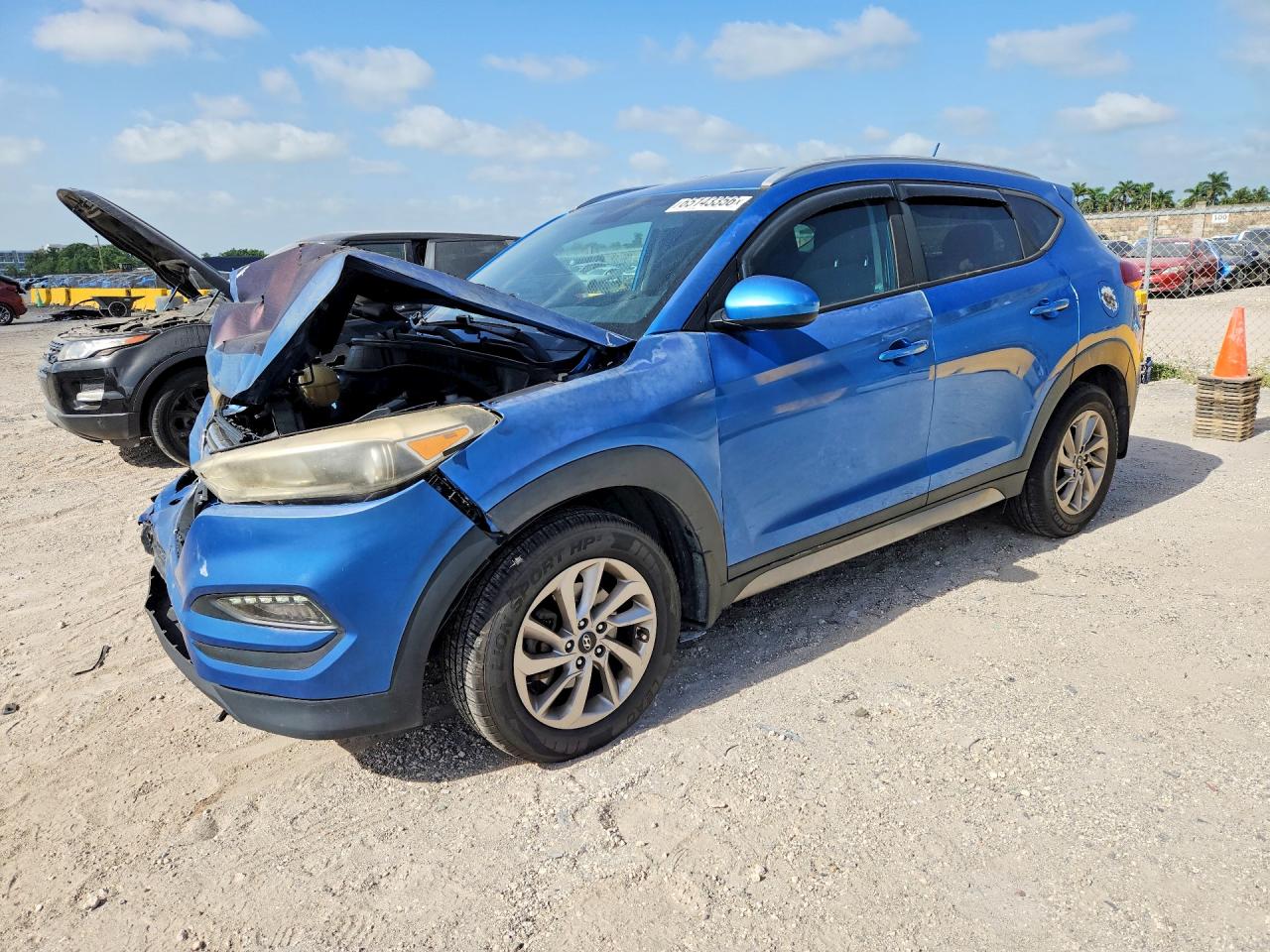 2017 HYUNDAI TUCSON SE | KM8J3CA41HU317655 | UPCARS