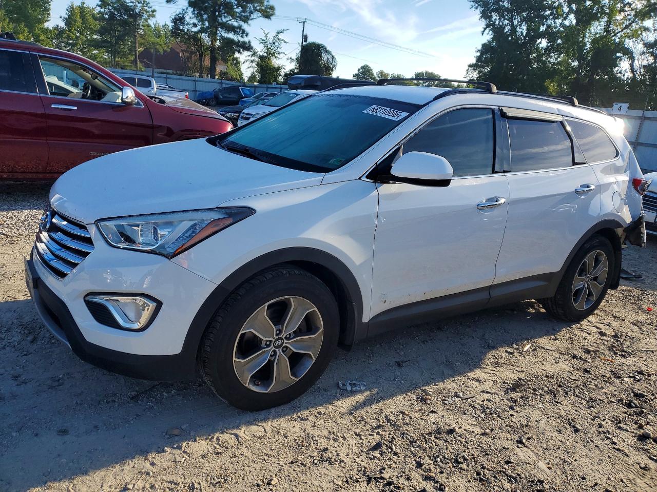 2016 HYUNDAI SANTA FE SE | KM8SMDHF0GU130534 | UPCARS