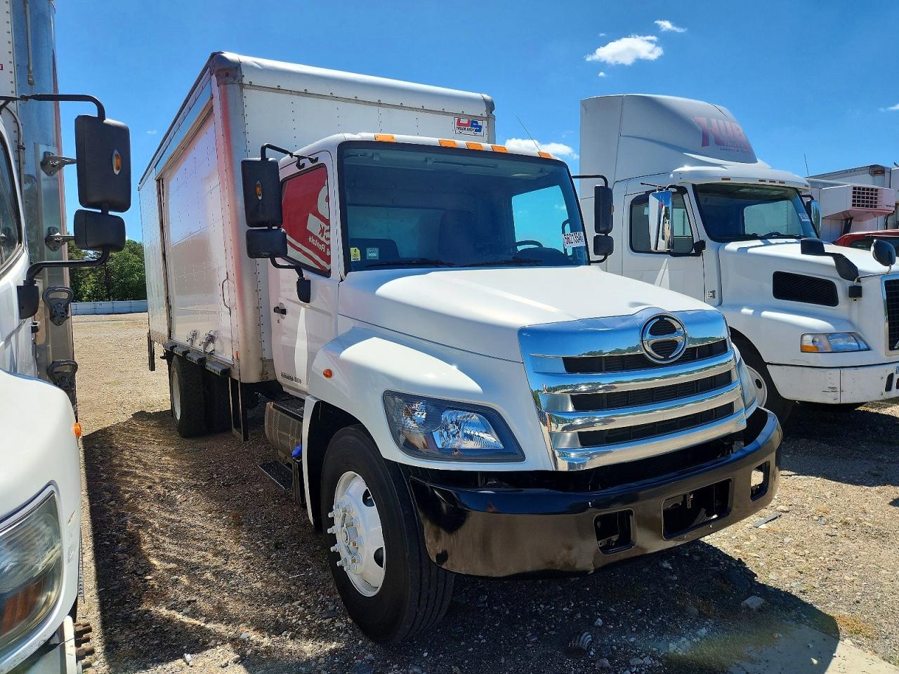 2018 HINO 268A BOX TRUCK | 5PVNJ8JT4J4S58509 | UPCARS