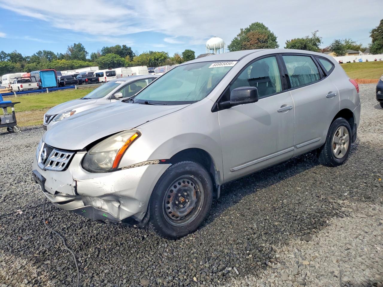 2015 NISSAN ROGUE S | JN8AS5MV8FW769048 | UPCARS