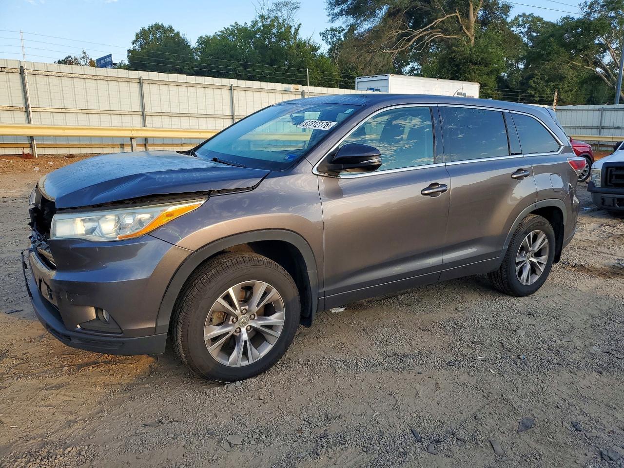 2014 TOYOTA HIGHLANDER LE PLUS | 5TDBKRFH6ES024750 | UPCARS