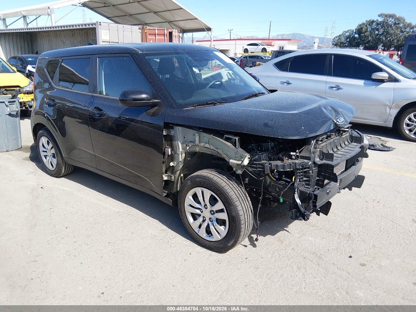 2021 KIA SOU LX | KNDJ23AU8M7742838 | UPCARS