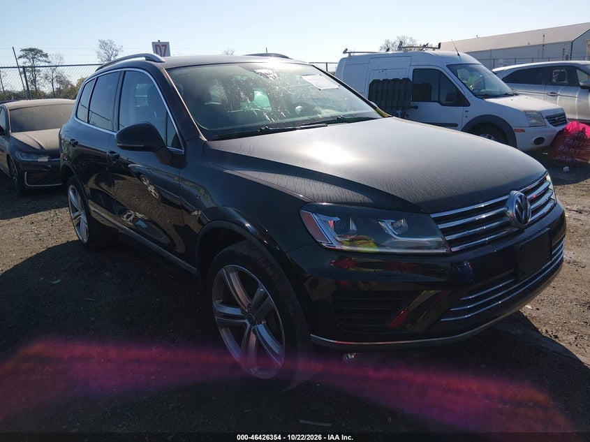 2016 VOLKSWAGEN TOUAREG VR6 LUX | WVGEF9BP1GD013079 | UPCARS