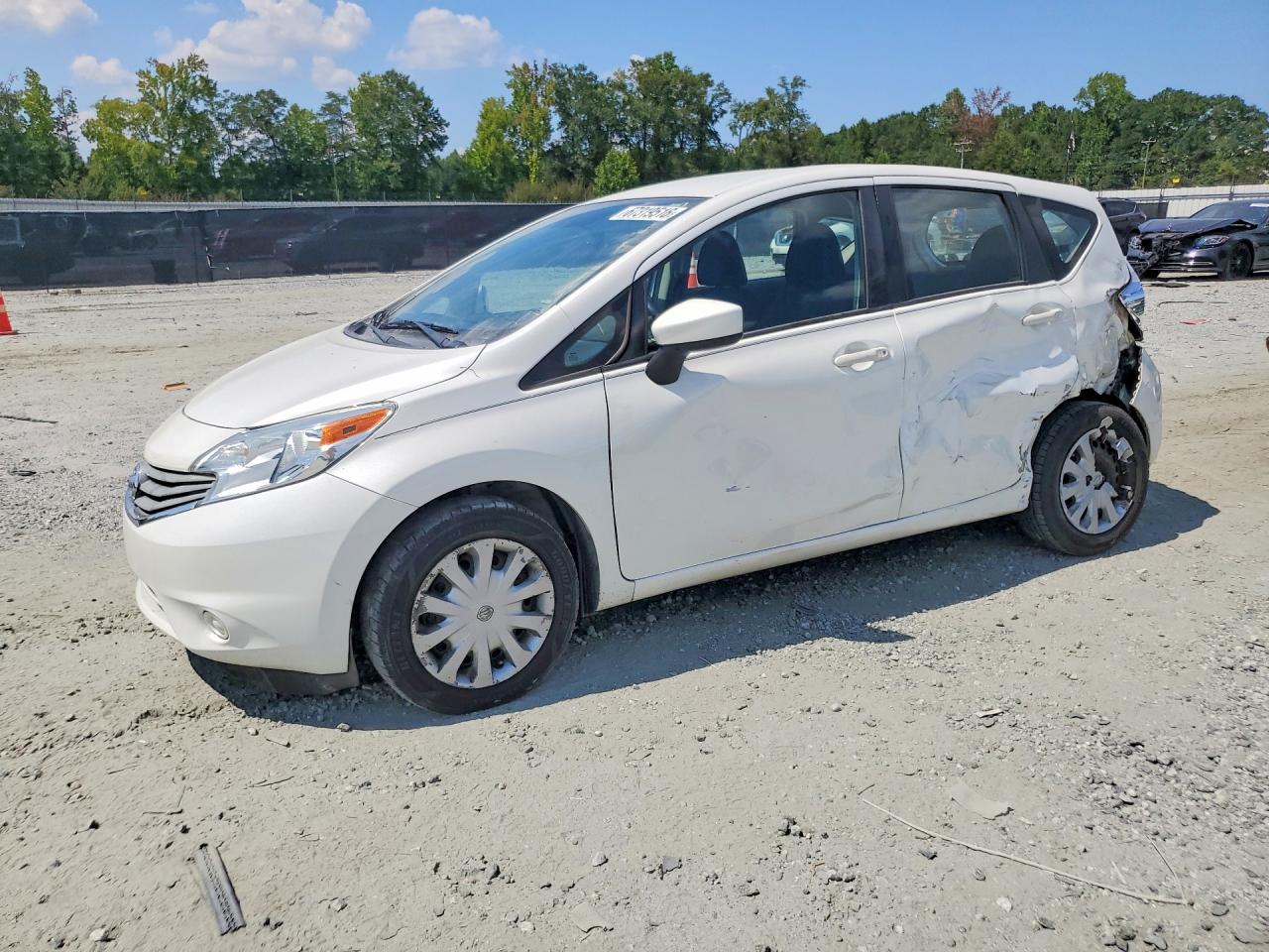2015 NISSAN VERSA SV | 3N1CE2CP9FL370221 | UPCARS