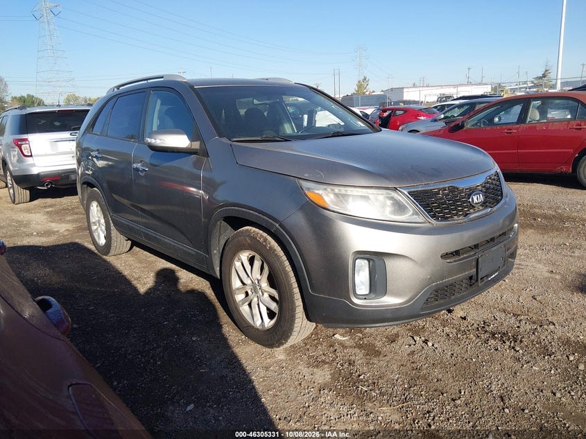 2014 KIA SORENTO LX | 5XYKTCA68EG450050 | UPCARS