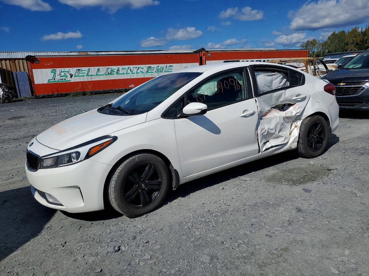 2018 KIA FORTE LX | 3KPFL4A72JE255357 | UPCARS