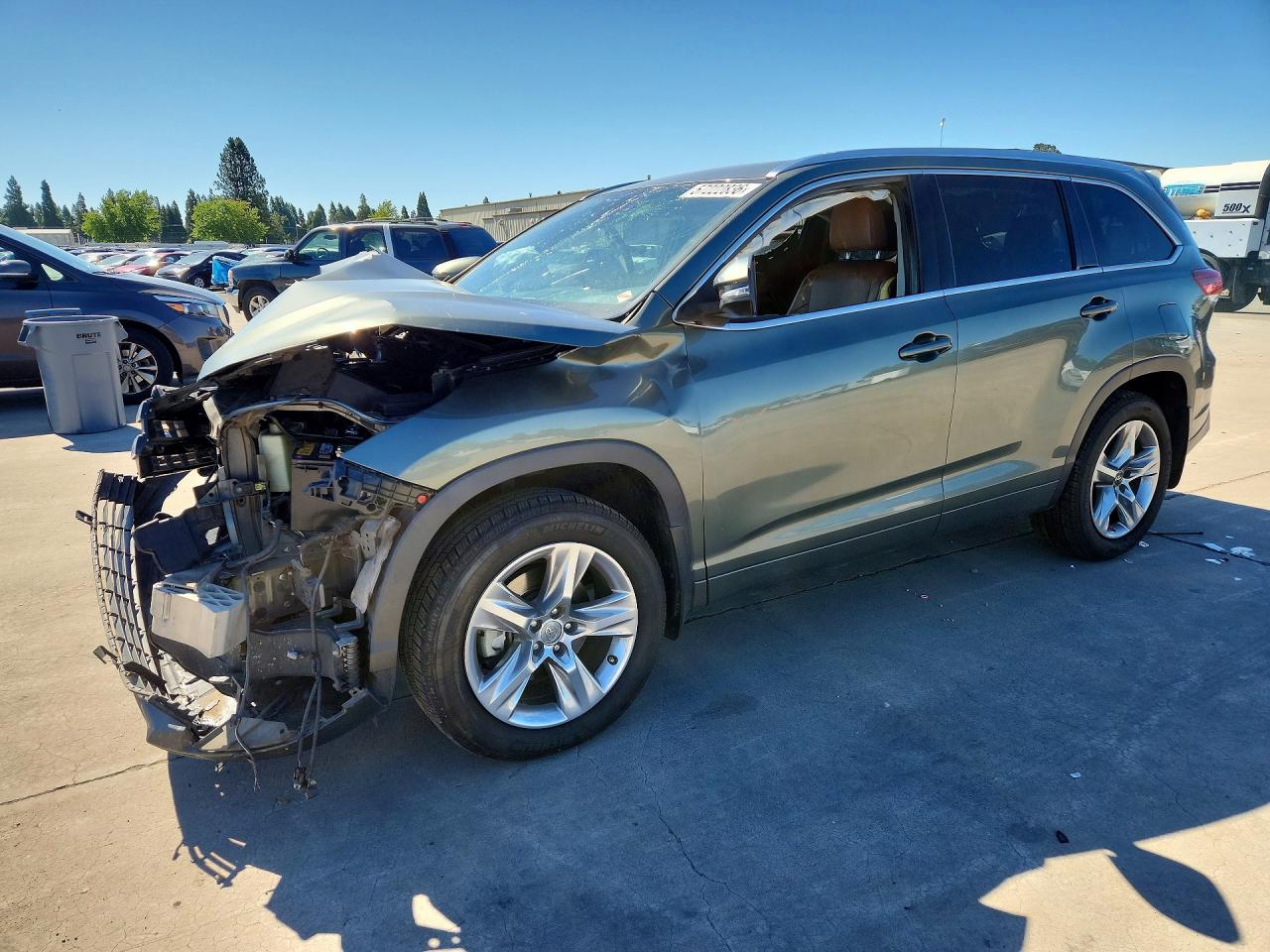 2017 TOYOTA HIGHLANDER LIMITED | 5TDDZRFH0HS449325 | UPCARS