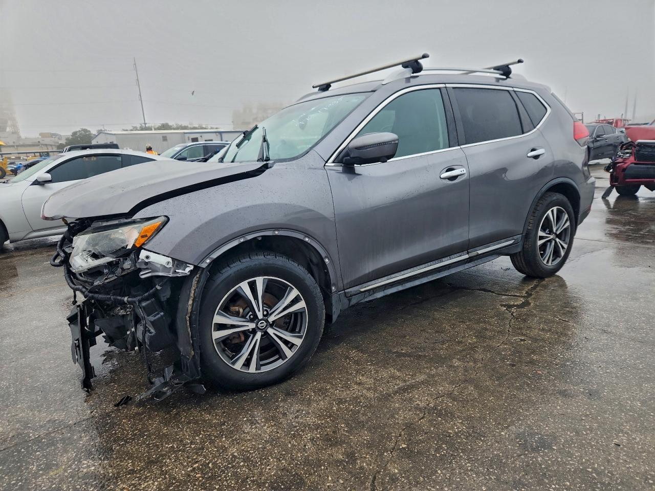 2017 NISSAN ROGUE | 5N1AT2MT7HC819301 | UPCARS