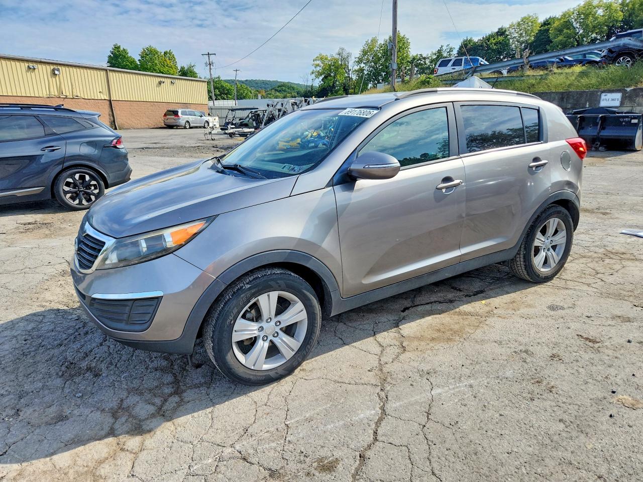 2011 KIA SPORTAGE LX | KNDPB3A21B7061796 | UPCARS