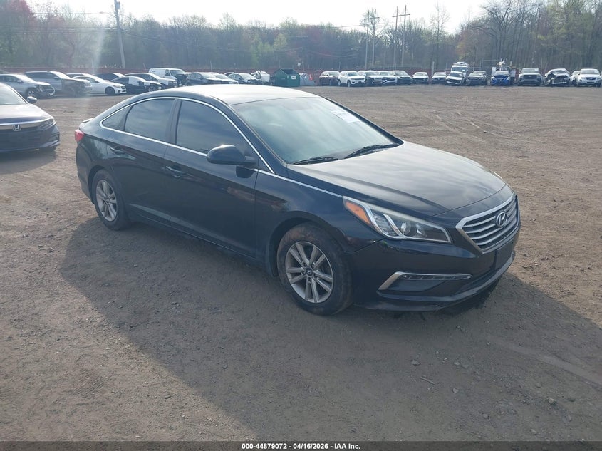 2015 HYUNDAI SONATA SE | 5NPE24AF8FH231427 | UPCARS