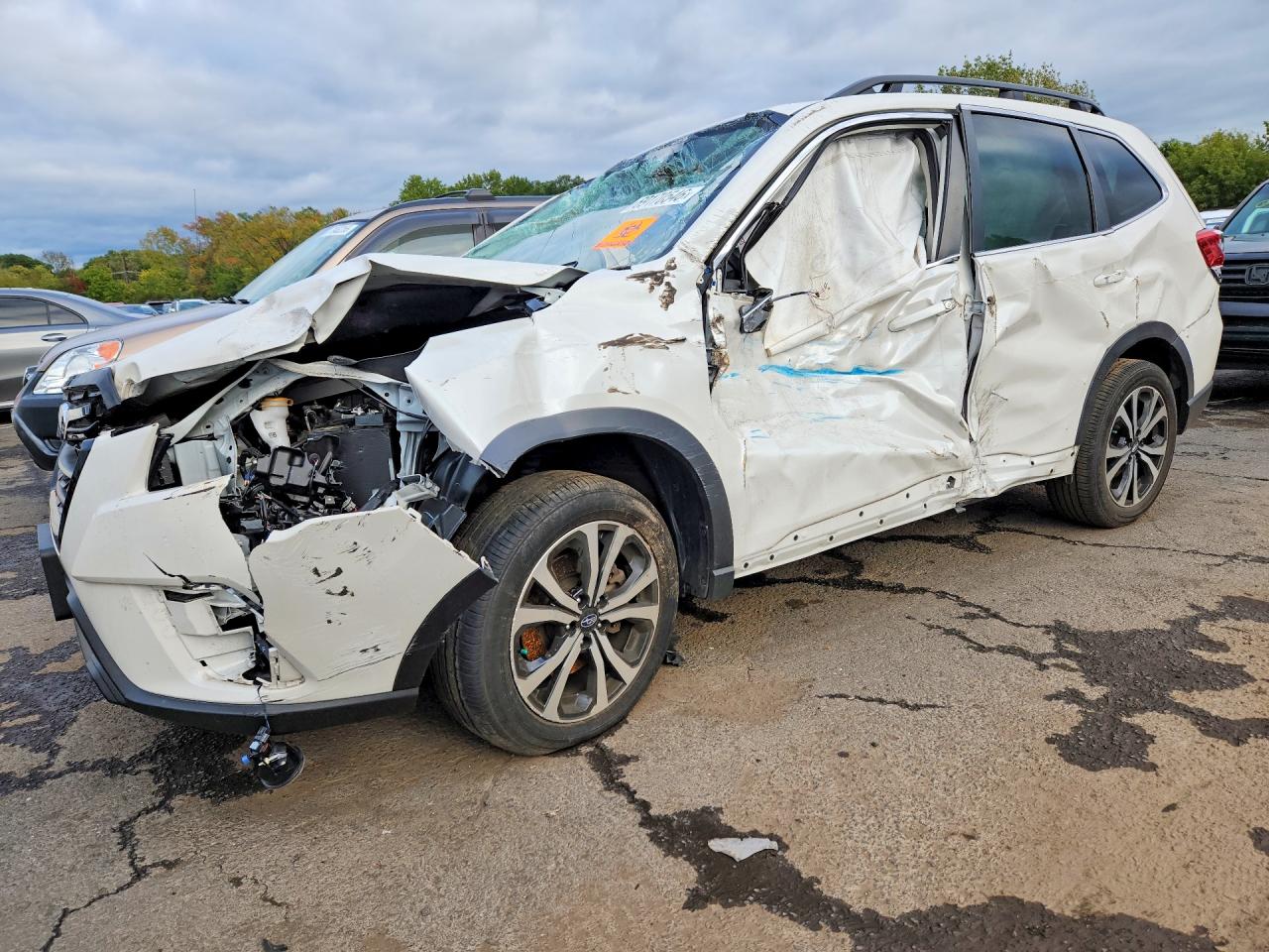 2023 SUBARU FORESTER LIMITED | JF2SKANC7PH513478 | UPCARS