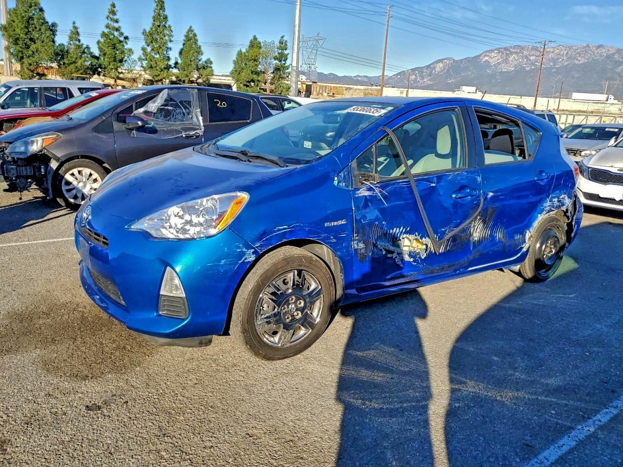 2014 TOYOTA PRIUS | JTDKDTB33E1568248 | UPCARS