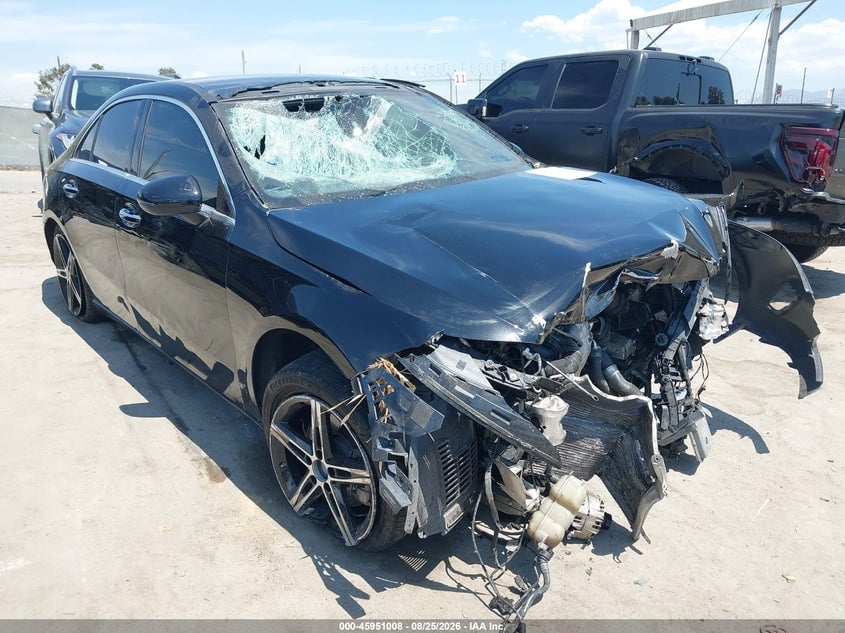 2022 MERCEDES-BENZ A 220 | W1K3G4EB8NJ336979 | UPCARS