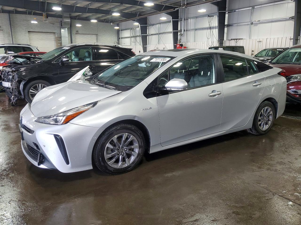 2019 TOYOTA PRIUS LIMITED | JTDKARFU6K3100786 | UPCARS