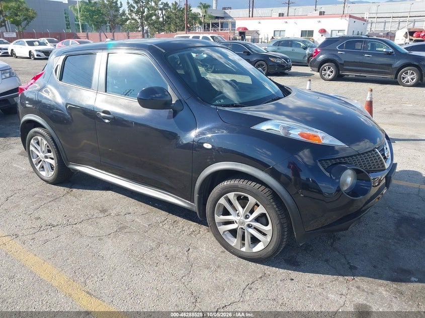 2011 NISSAN JUKE SV | JN8AF5MR0BT005746 | UPCARS