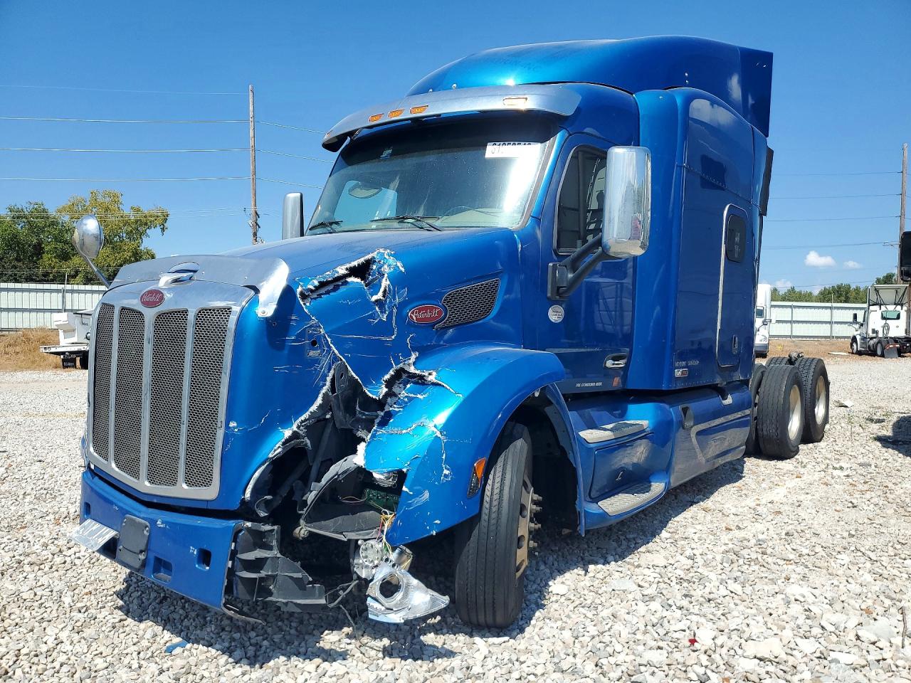 2018 PETERBILT ALL OTHER SEMI TRUCK | 1XPBDP9X0JD461746 | UPCARS