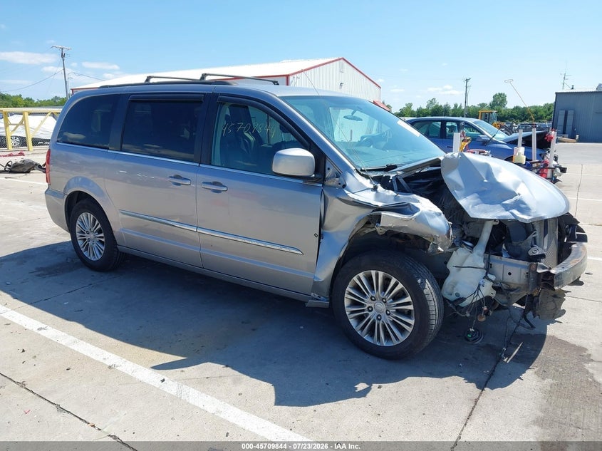 2015 CHRYSLER TOWN & COUNTRY TOURING-L | 2C4RC1CG2FR519577 | UPCARS