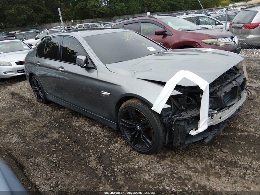 2011 BMW 5 SERIES 550I XDRIVE | WBAFU9C59BC786437 | UPCARS
