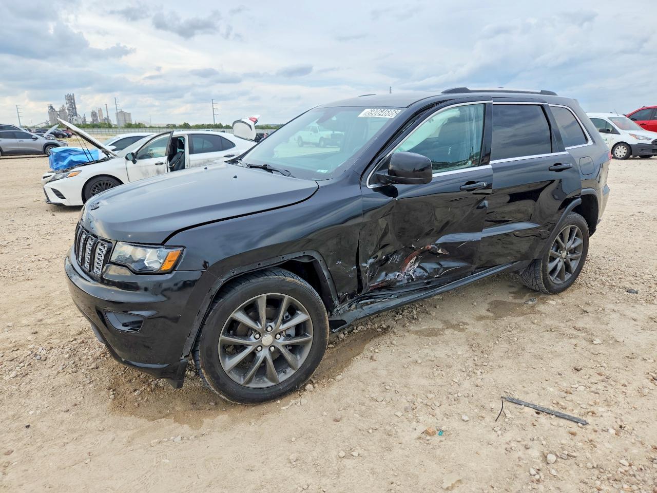 2018 JEEP CHEROKEE LAREDO | 1C4RJFAG3JC211180 | UPCARS