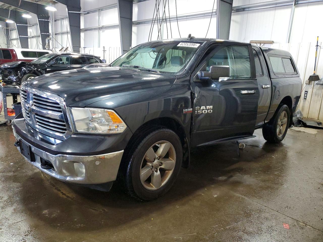 2016 RAM 1500 SLT | 3C6RR7LT9GG262608 | UPCARS
