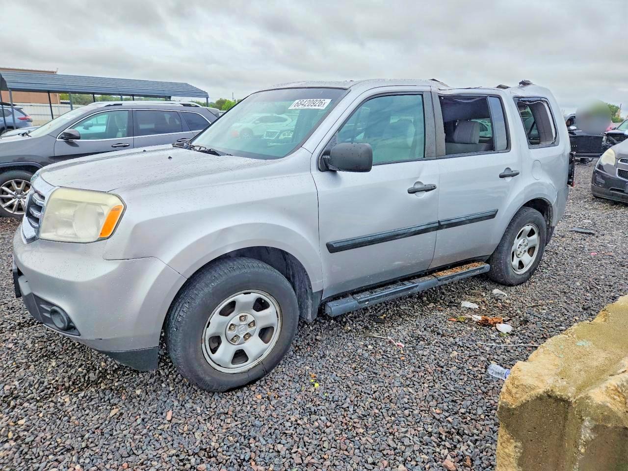 2015 HONDA PILOT LX | 5FNYF4H27FB030914 | UPCARS