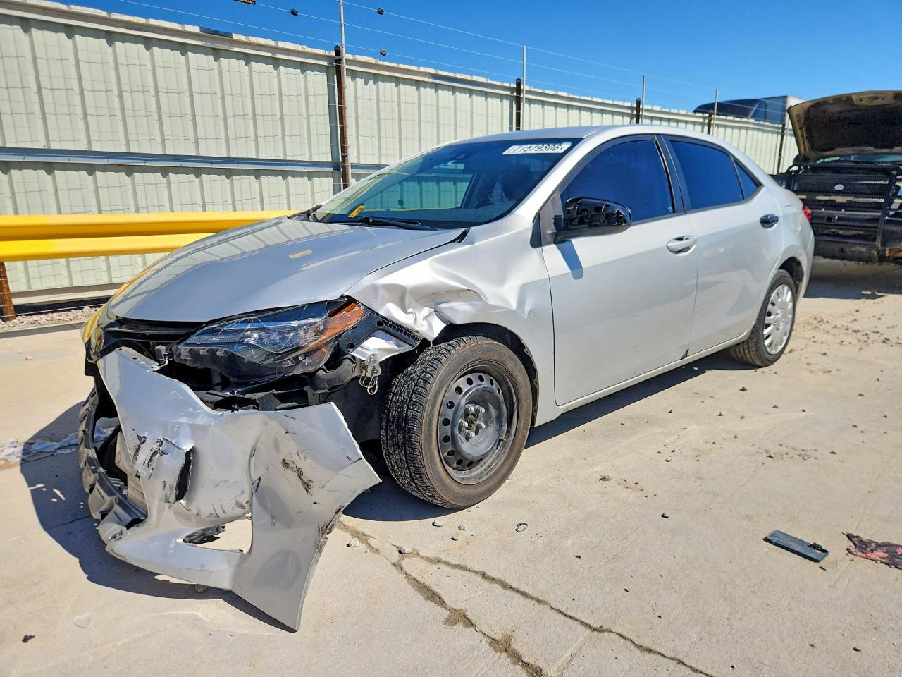 2018 TOYOTA COROLLA LE | 5YFBURHE0JP749504 | UPCARS